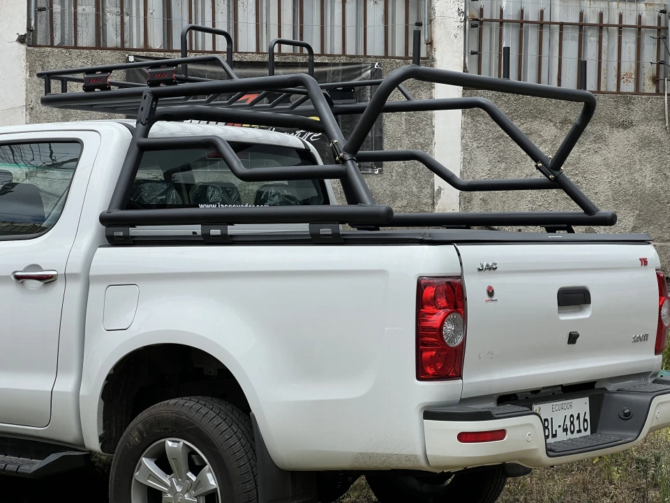 Rollbar utilitario instalado en JAC T6
