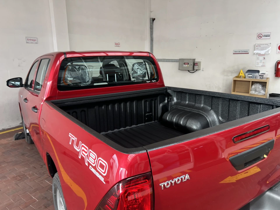 Recubrimiento de balde para camioneta Toyota