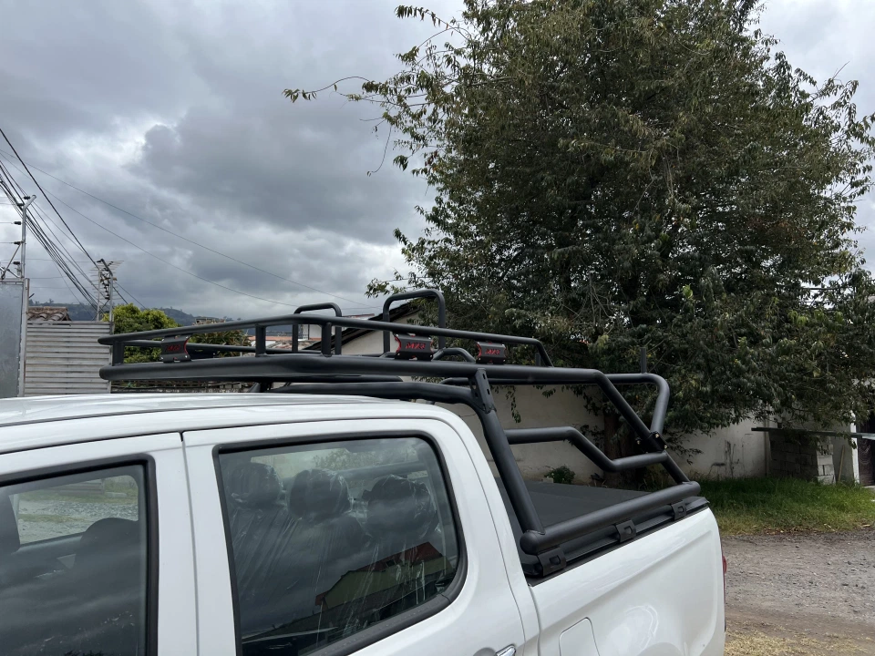 Rollbar utilitario instalado en JAC T8