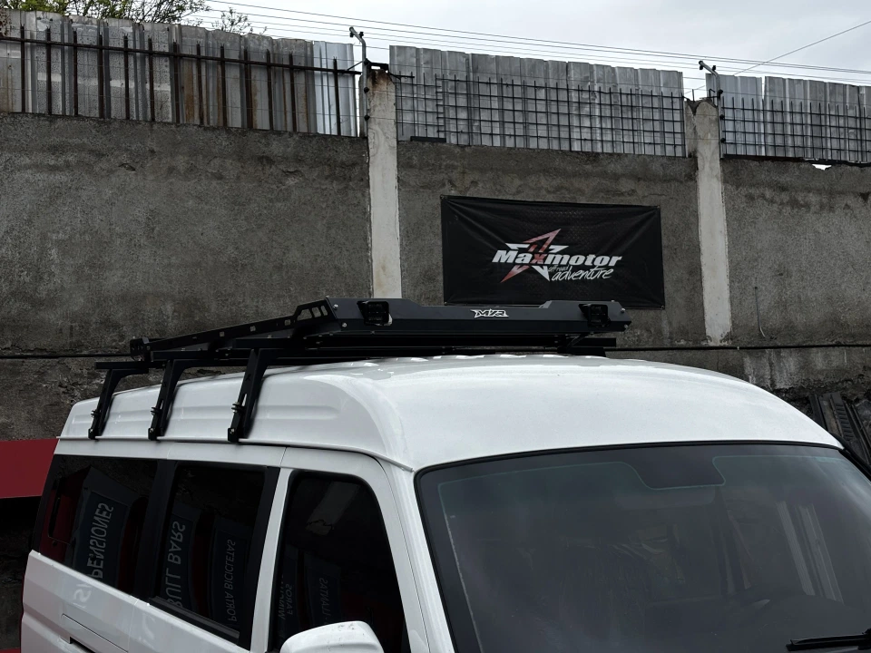 Parrilla utilitaria instalada en furgoneta