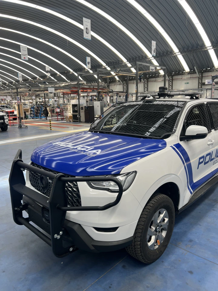 Detalle del bumper de seguridad para unidad policial CIAUTO