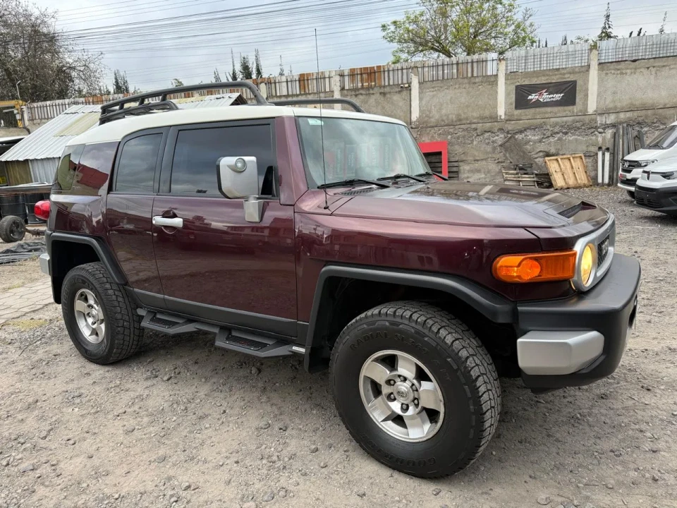 Estribos para Toyota Land Cruiser / FJ. Proyecto Maxmotor 4x4.
