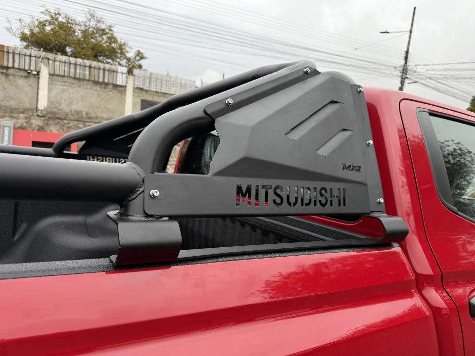 Rollbars para Mitsubishi L200 / Sportero. Proyecto Maxmotor 4x4.